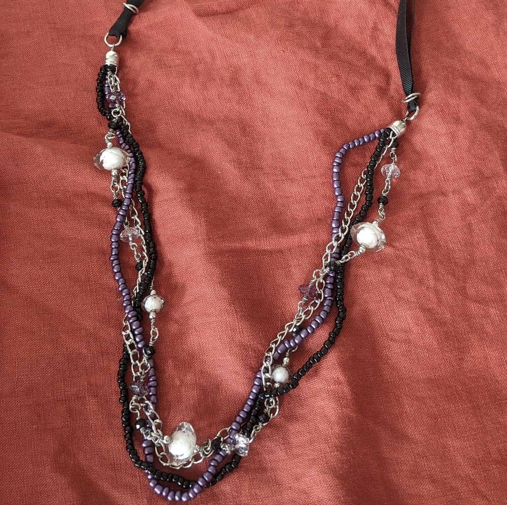 Crisca Beaded Necklace